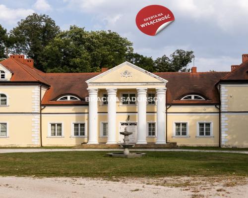 Historyczny Pałac w Radoszewnicy