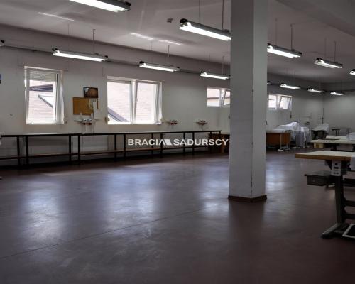 NA SPRZEDAŻ 2 BUDYNKI PRODUKCYJNE I DOM!