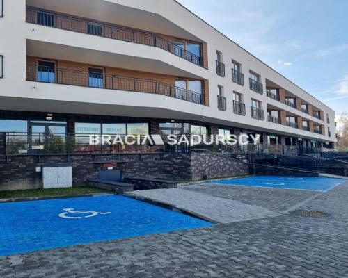 Lokal usługowy w Skawinie, Nowa Cena 7500 m2