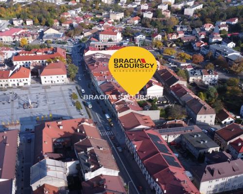 Kamienica w centrum Bochnii z ogrodem i parkingiem