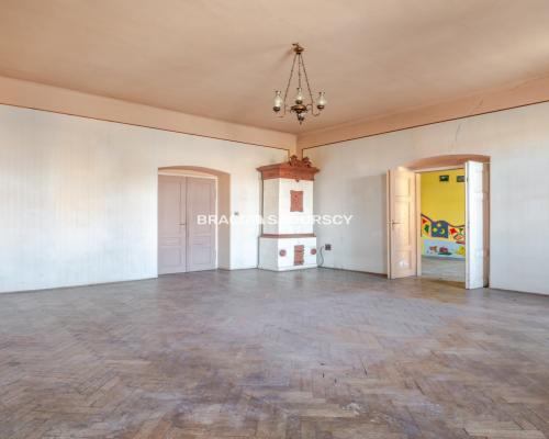 Kamienica w centrum Bochnii z ogrodem i parkingiem