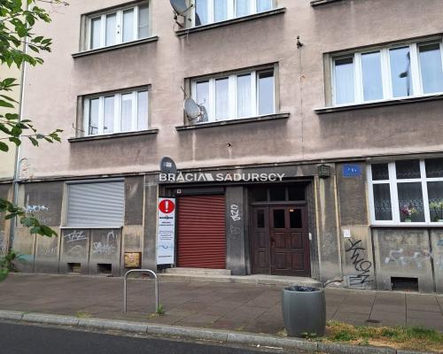 ZDJĘCIA W OGŁOSZENIU NALEŻĄ DO WŁAŚCICIELA OFERTY     
 
Grzeg&oacute;rzki - Kotlarska    
 
Oferujemy do najmu lokal o powierz