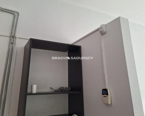 ZDJĘCIA W OGŁOSZENIU NALEŻĄ DO WŁAŚCICIELA OFERTY     
 
Grzeg&oacute;rzki - Kotlarska    
 
Oferujemy do najmu lokal o powierz