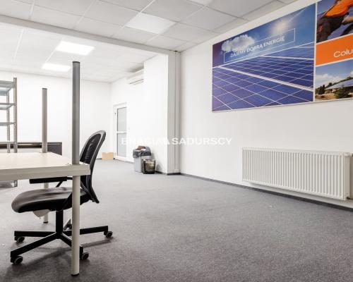 Do wynajęcia lokal biurowy typu open space o pow. ~300m2 z możliwością podziału. 
 
P&oacute;łnocna część Krakowa gdzie niebawe