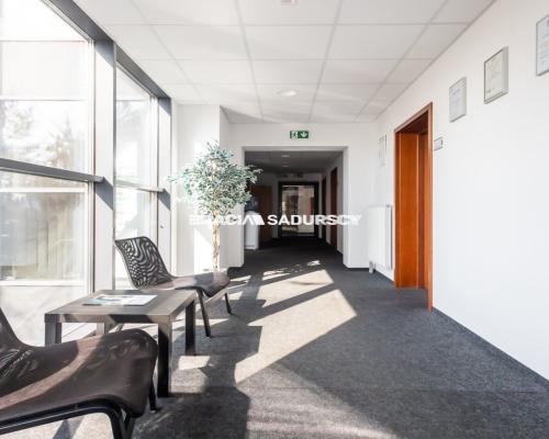 Lokal biurowy, klima, parking - Bronowice