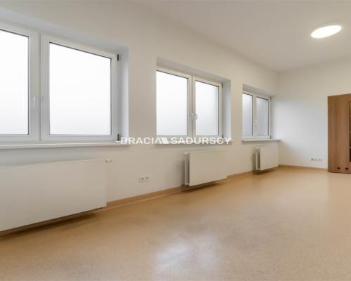 Lokal usługowo-handlowy, okolice Bronowic!