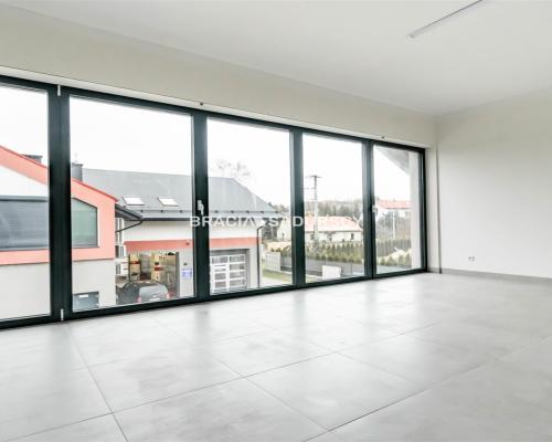 Lokal usługowy do wynajęcia - 33m2 Kraków!!
