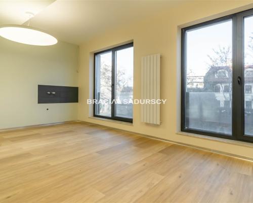 Lokal wykończony/ 108m2/ świetna lokalizacja