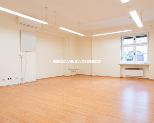 Lokal - ul. Floriańska - w oficynie kamienicy