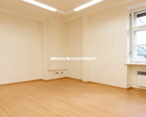 Lokal - ul. Floriańska - w oficynie kamienicy