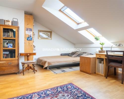 SUPER POD WYNAJEM W ATRAKCYJNEJ LOKALIZACJI