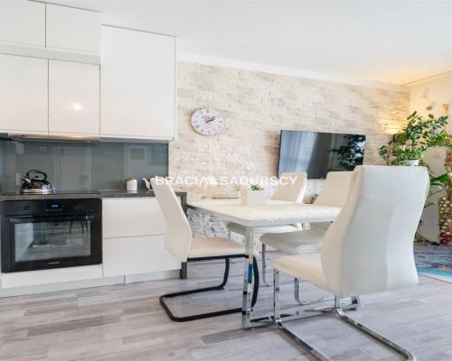 Gustowne 3 pok mieszkanie ul. Dębskiego.