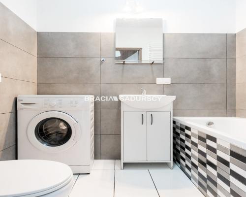 Fajna kawalerka przy ul. Koszykarskiej/ Płaszów.