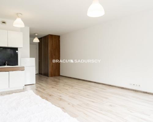 Fajna kawalerka przy ul. Koszykarskiej/ Płaszów.