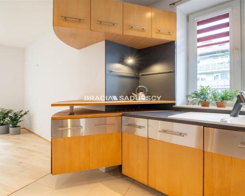 SŁONECZNE, ZADBANE 2-POKOJOWE, MIEJSCE PARKINGOWE