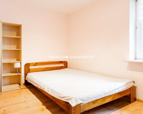 3 po z osobną kuchnią - Rydlówka