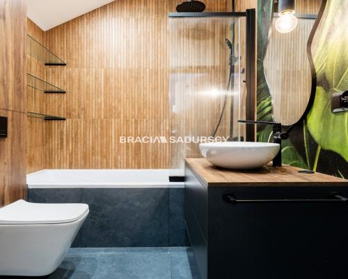 3 pok z ogródkiem w Modlnicy.