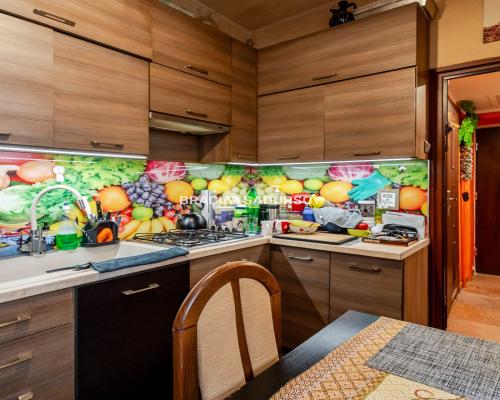 1 pok z oddzielną jasną kuchnią Grzegórzki