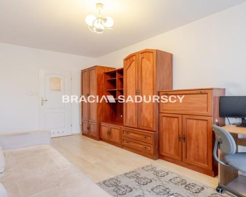 3-POKOJOWE, BALKON, ATRAKCYJNA LOKALIZACJA