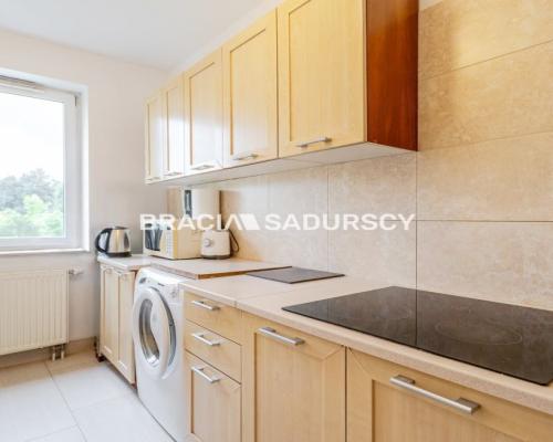 3-POKOJOWE, BALKON, ATRAKCYJNA LOKALIZACJA