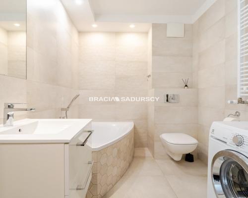 Nowe budownictwo, Radzikowskiego. Z windą.