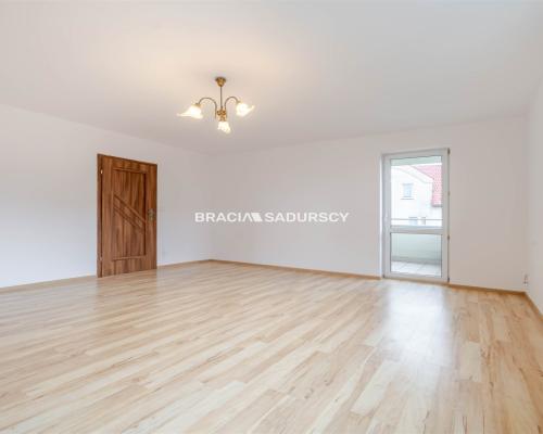 OKAZJA! Ustawne 2-pok, 2 balkony, duży potencjał!