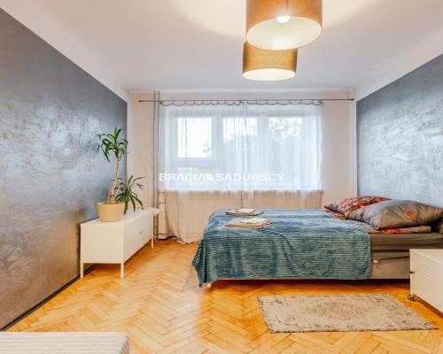 Stare Podgórze, świetna lokalizacja,do wejścia