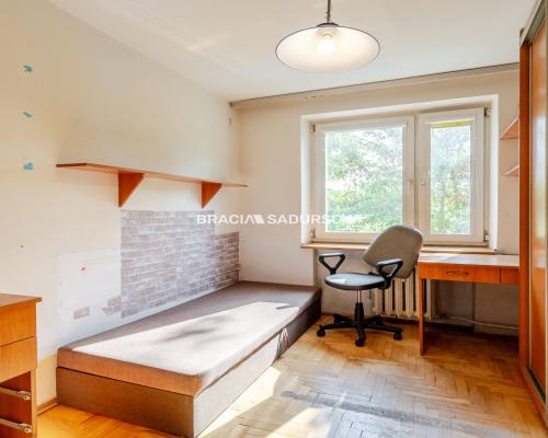 3 pok z osobną kuchnią, duży balkon-os.Piastów