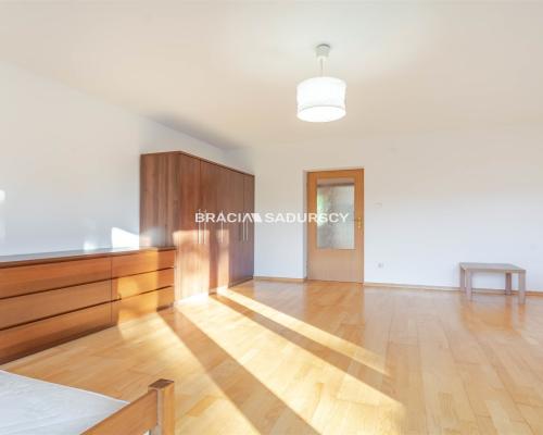 Bronowice/ 3-pok mieszkanie/3 balkony/m.naziemne/