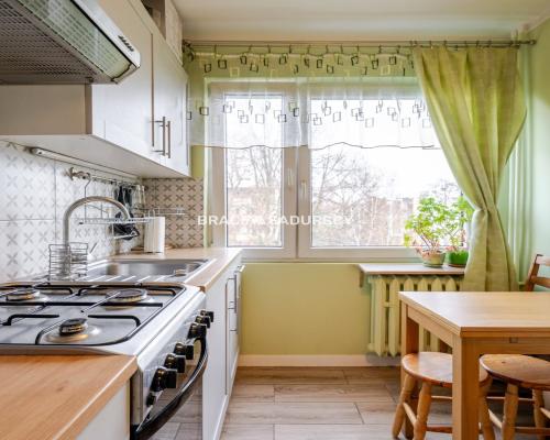 2 pok z osobną kuchnią ul. Narutowicza