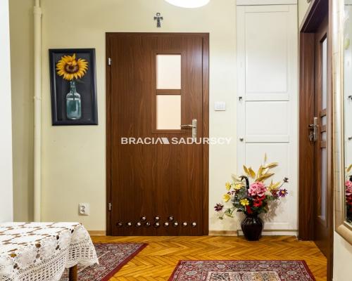 FUNKCJONALNE, NISKI PARTER, PRĄDNIK CZERWONY