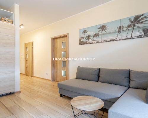 2pok ok 40m2 Bronowice z duzym balkonem