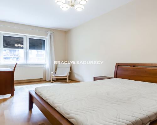 2 pok z ogródkiem ul. Kuźnicy Kołłątajowskiej