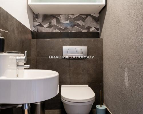 2 pok z dużym ogródkiem ul. Bobrzyńskiego