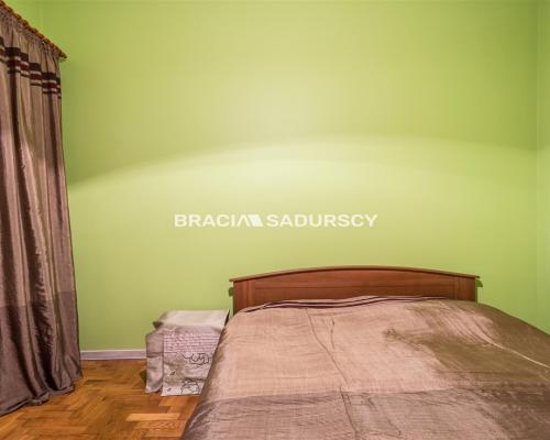 3 pok w samym centrum ul. Krowoderska