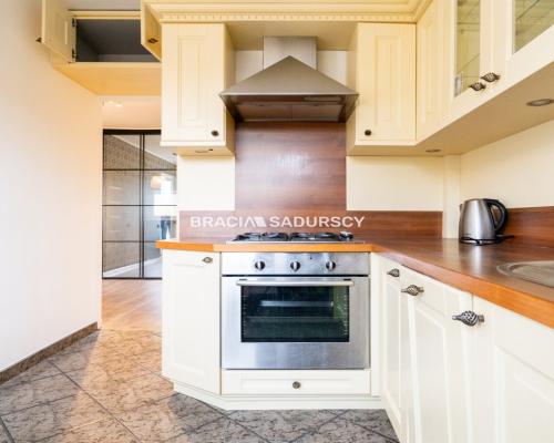 3-pok, ul. Kobierzyńska, super lokalizacja