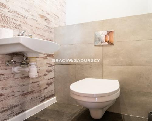 3-pok, ul. Kobierzyńska, super lokalizacja