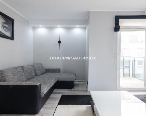 2 niezależne pokoje/garaż/kom.lok/Górka Narodowa