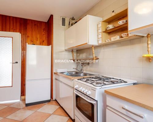 4-pok mieszkanie, 2 balkony i piwnica - Kurdwanów