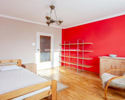 4-pok mieszkanie, 2 balkony i piwnica - Kurdwanów