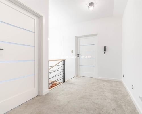 Wyjątkowe, 4-pokojowe mieszkanie dwupoziomowe!