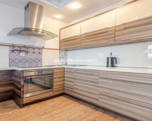 Lea Residence, 2 pokoje, 52 m², balkon z widokiem