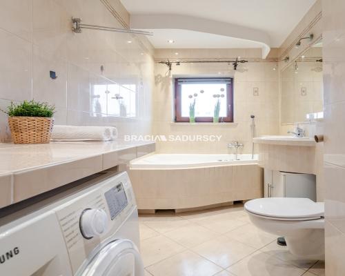 50m2 2pok+os kuchnia 2xbalkon kom.lok Ruczaj