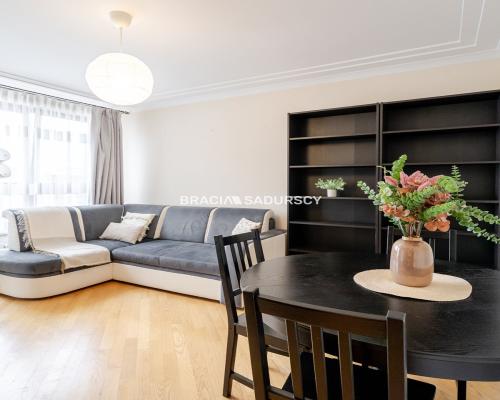 50m2 2pok+os kuchnia 2xbalkon kom.lok Ruczaj