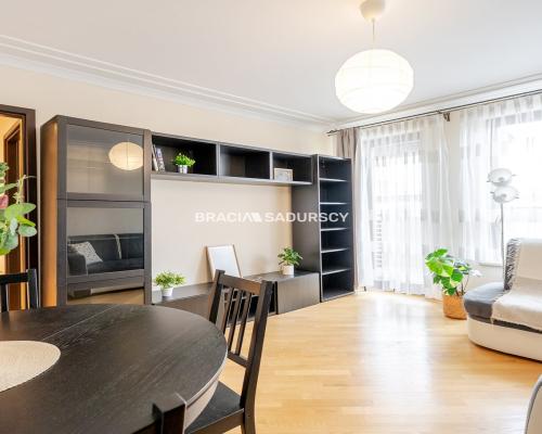 50m2 2pok+os kuchnia 2xbalkon kom.lok Ruczaj