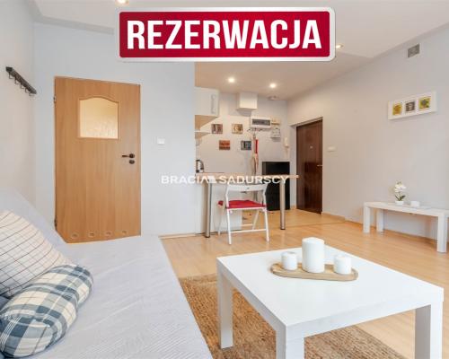 Kawalerka z piwnicą, wysoki parter – Wieliczka!