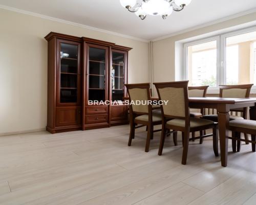 Grzegórzki-3 pok, oddzielna kuchnia