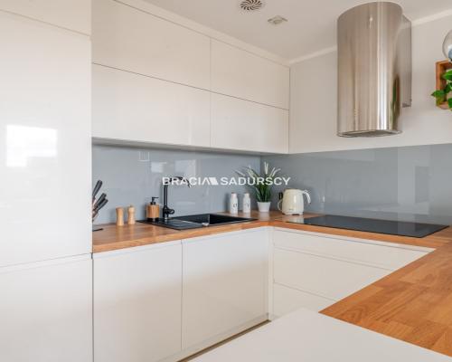 Mieszkanie 3-pok. z klimatyzacją – 63 m², Kalwaria