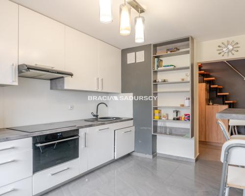 Wieliczka – dwupoziomowe mieszkanie 74 m²