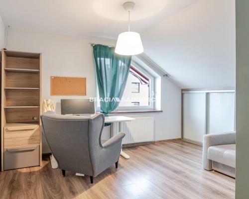 Wieliczka – dwupoziomowe mieszkanie 74 m²